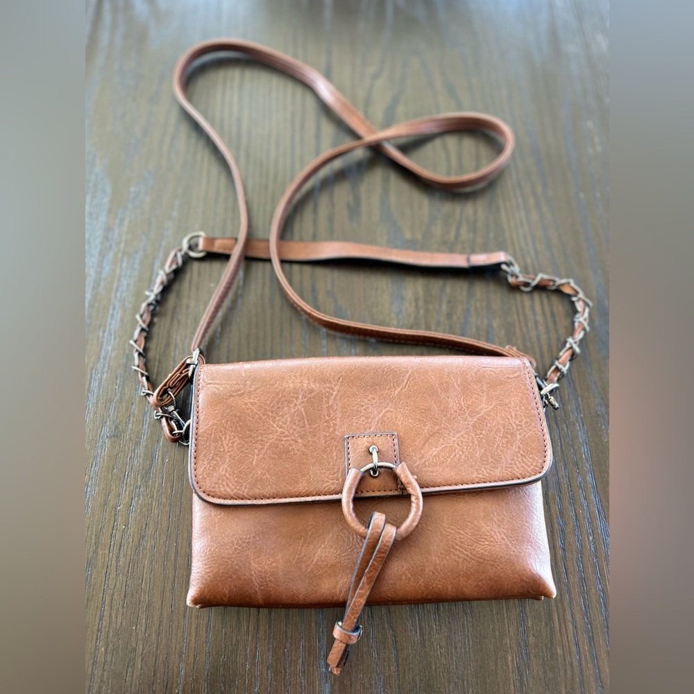 Sam & Hadley faux leather crossbody bag chain detail on strap bohemian‎ rock